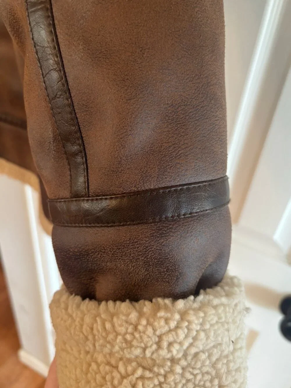 Calvin Klein Brown Faux Shearling Aviator Jacket Size Medium - Picture 4 of 5